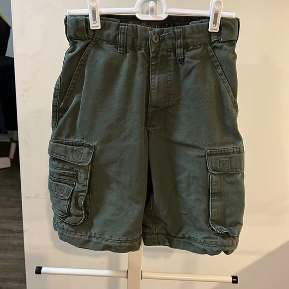Boy Scouts of America youth size 8 green cargo shorts/pants. - Picture 1 of 6